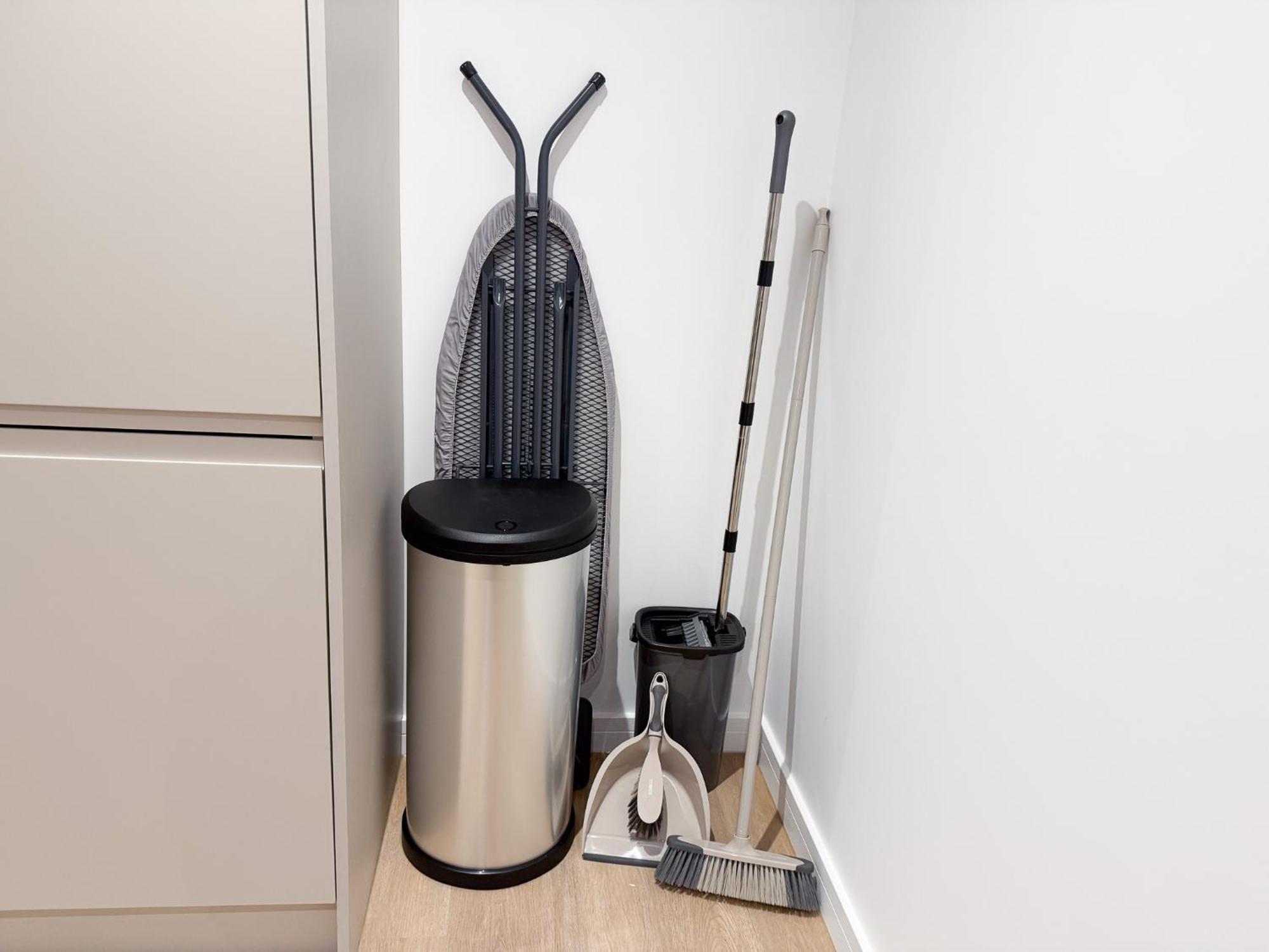 Spacious Modern 1 Bed Apartments In St Neots - Perfect For Contractors & Professionals - Free Parking - Wifi - Fully Equipped Kitchen - Smart Tv Ideal For Work Stays And Long Projects Eksteriør bilde